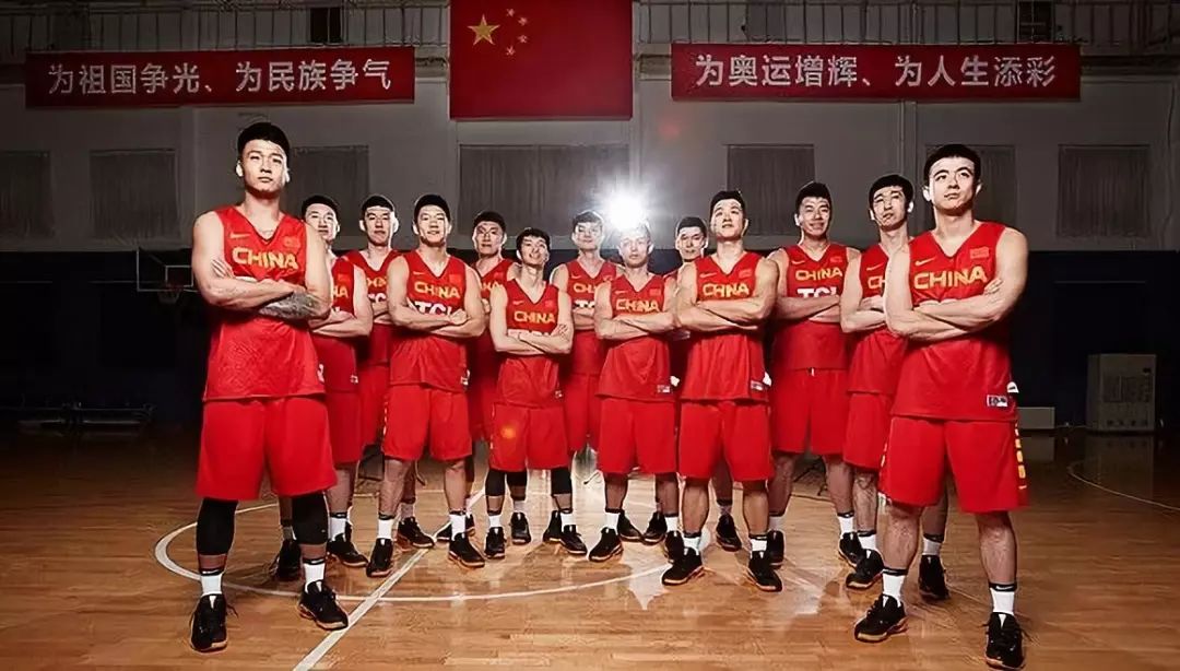 包含湖北队球员集体备战，为夺冠砥砺前行的词条